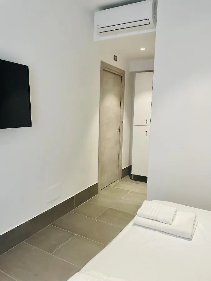 Smart Rooms Naples Italy