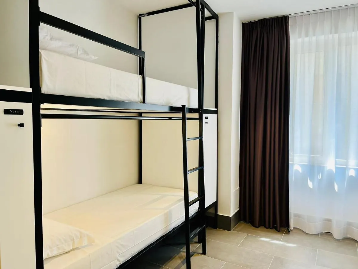 Smart Rooms Naples 0*,  Italy