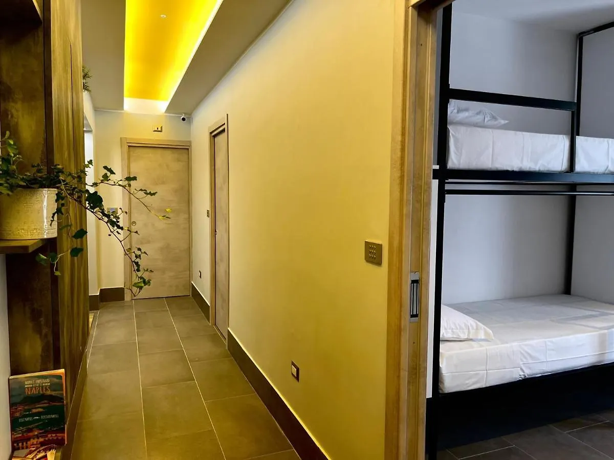 Smart Rooms Naples Guest house